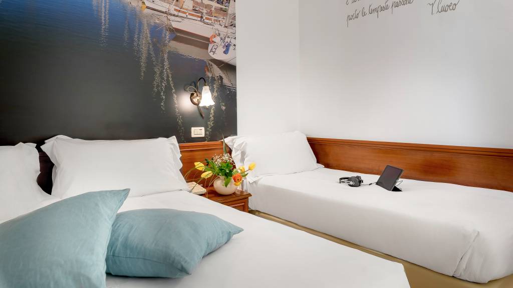 Hotel-Sovrana-Rimini-rooms-34