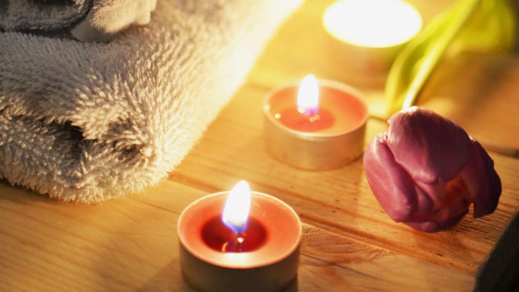 hotel-sovrana-rimini-spa-naturista-candele